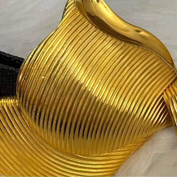 Margarita Barrera Vintage Signed Gold Bow Buckle Belt OS - Picture 9 of 9
